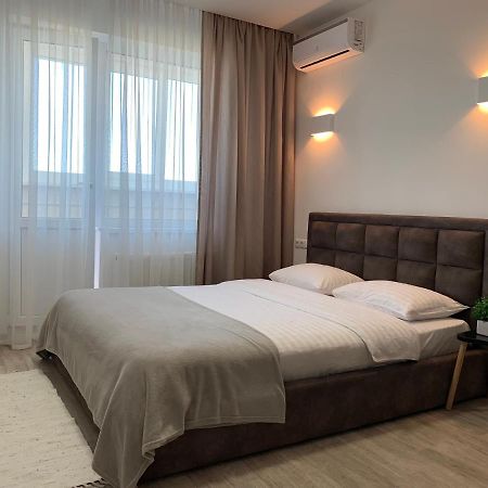 Святобор Lux Apartments Kiev Exteriör bild