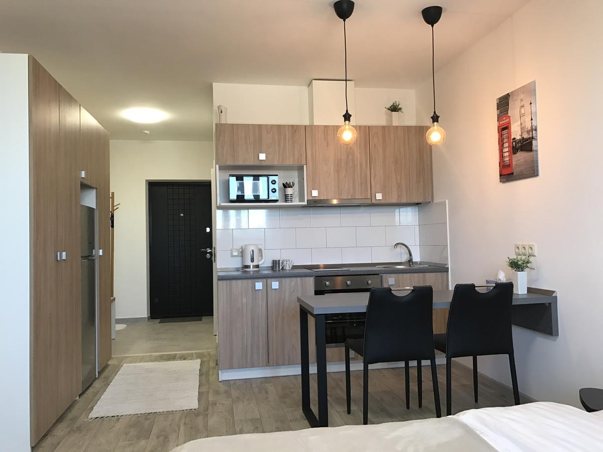 Святобор Lux Apartments Kiev Exteriör bild