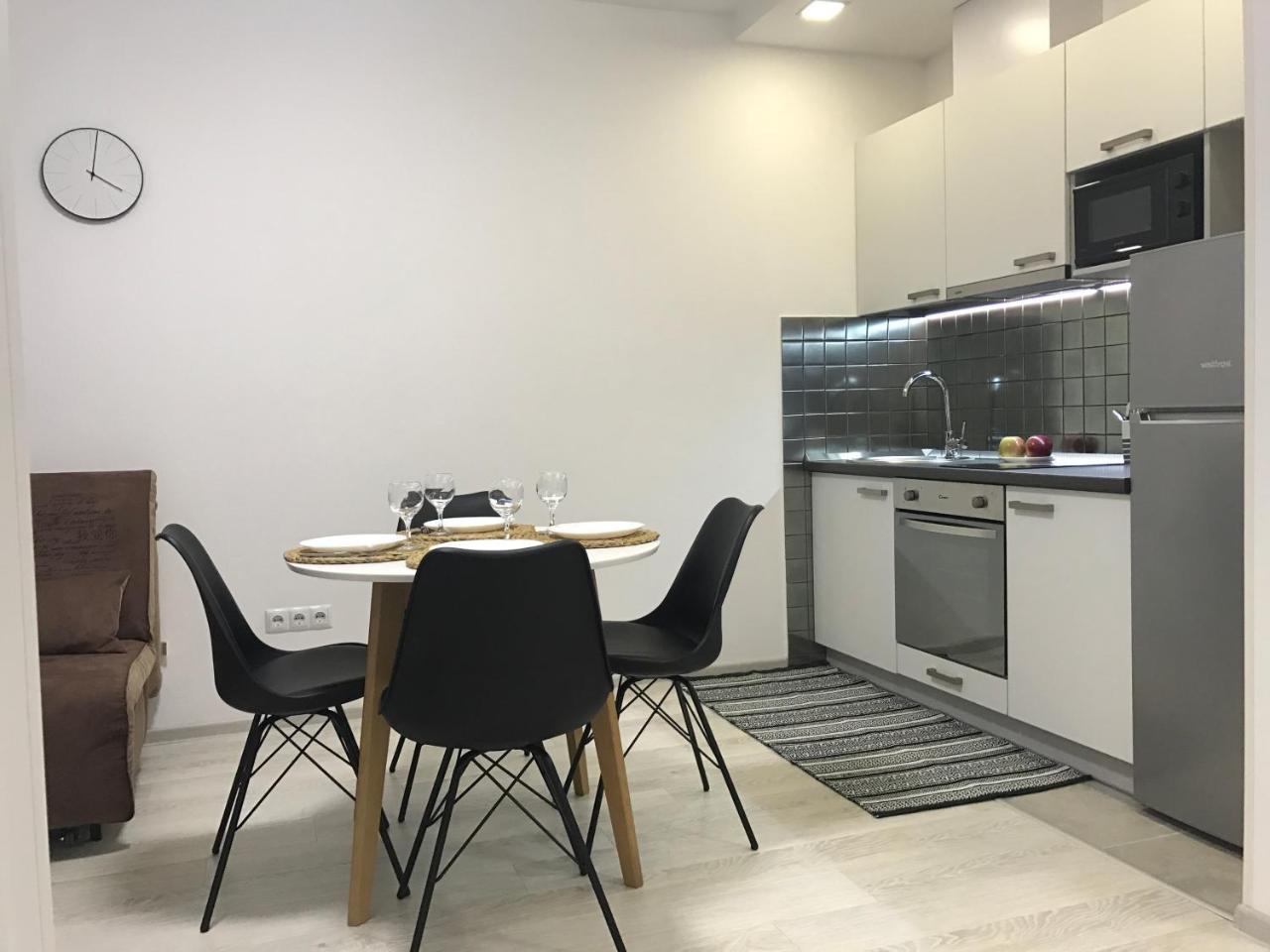 Святобор Lux Apartments Kiev Exteriör bild