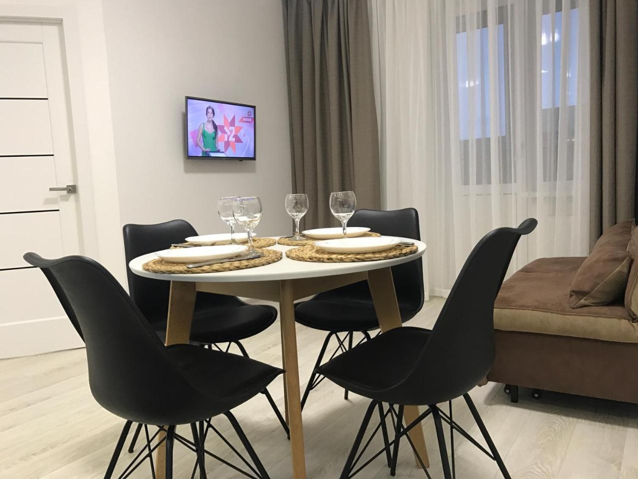 Святобор Lux Apartments Kiev Exteriör bild